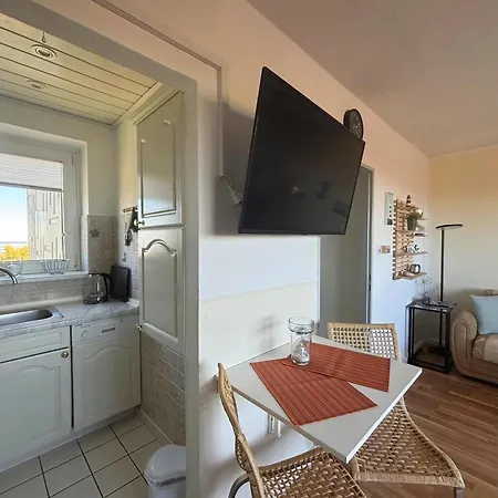 Tief 10 Mit Beheiztem Pool - 808 Meerzeit Apartment Schillig